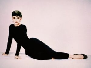 How To Incorporate Fashion Icon Audrey Hepburn's Style Now ...