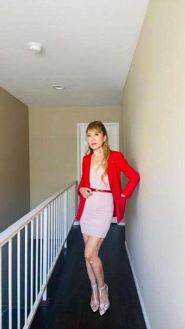 The forth look of how to create 5 work outfits with a red jacket