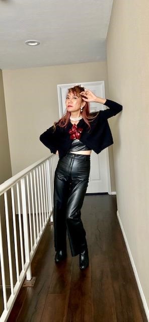 How to dress accordingly and stay with fashion trends in 2025 sample leather outfit